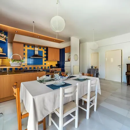 Marele Apartment City Center By Cretan Houses Iraklion Buitenkant foto