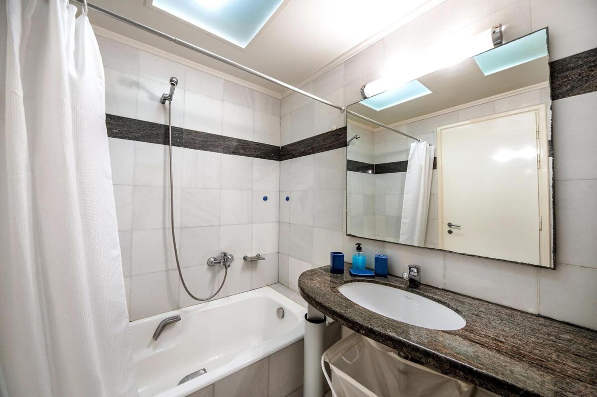 Appartement Marele Center By Cretan